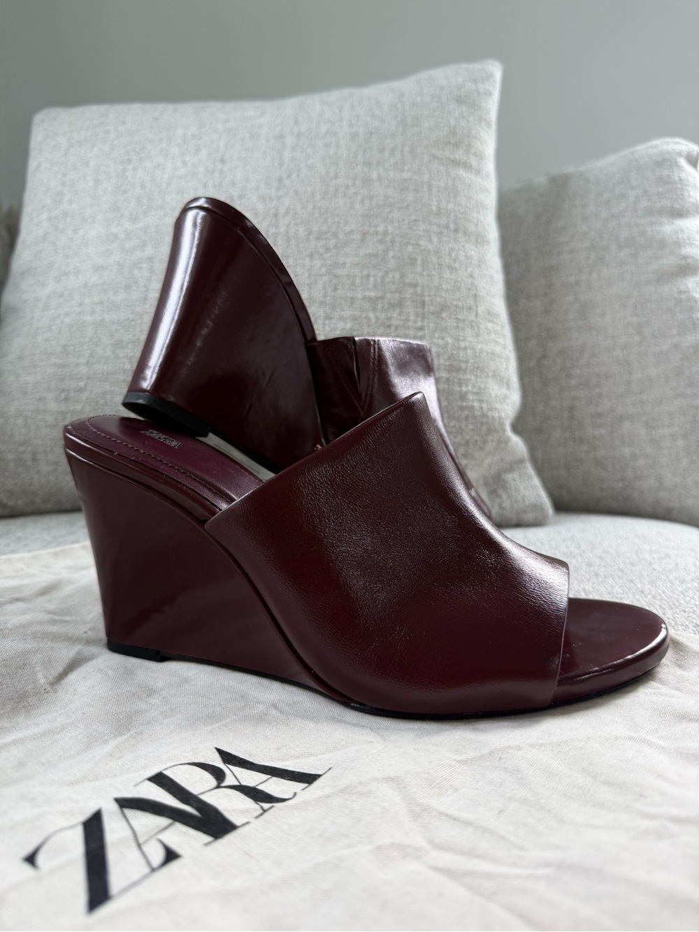 Zara Open-Toe Wedge Slides - Burgundy - Picture 5 of 13